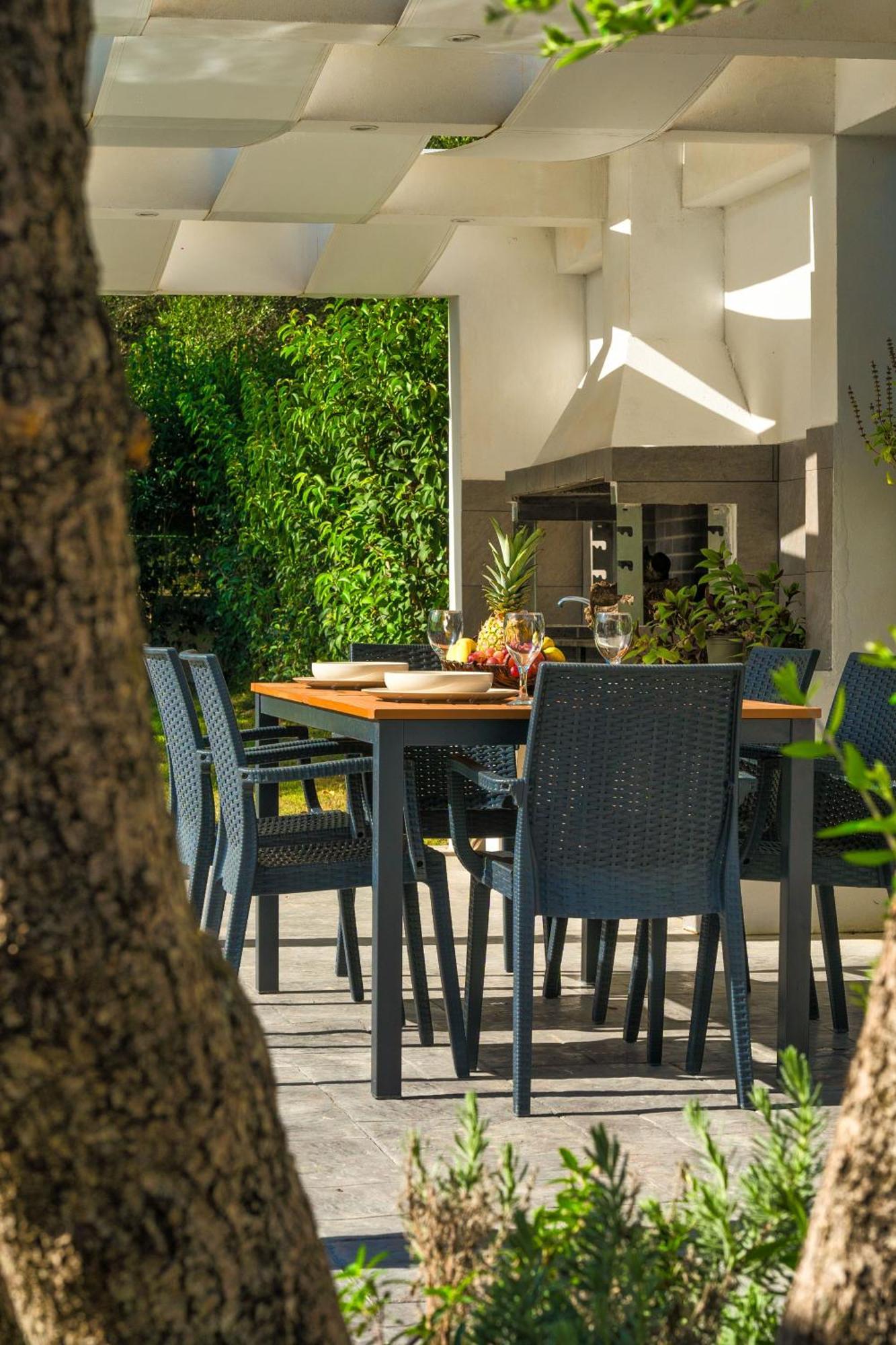 Valeria Private Villa Plános Exterior foto